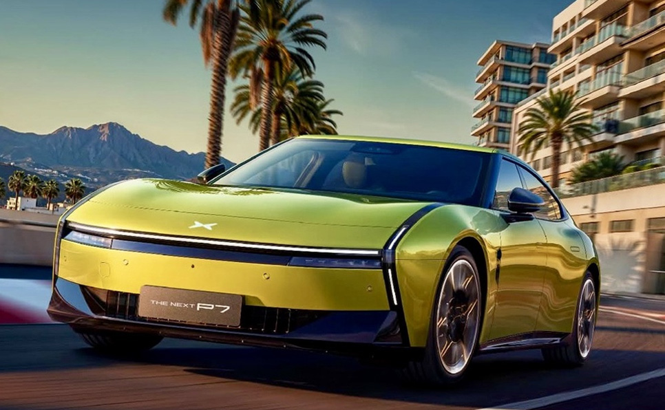 XPeng presentó la segunda generación del sedán eléctrico P7